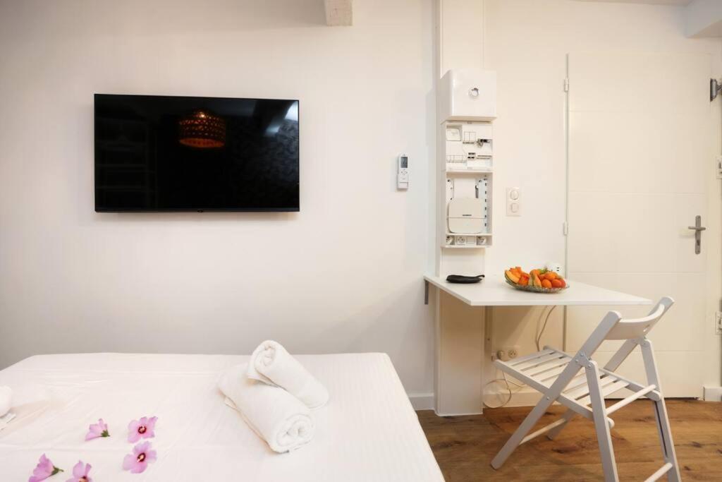 Apartamento La Tour De Bohemond Carcasona Exterior foto